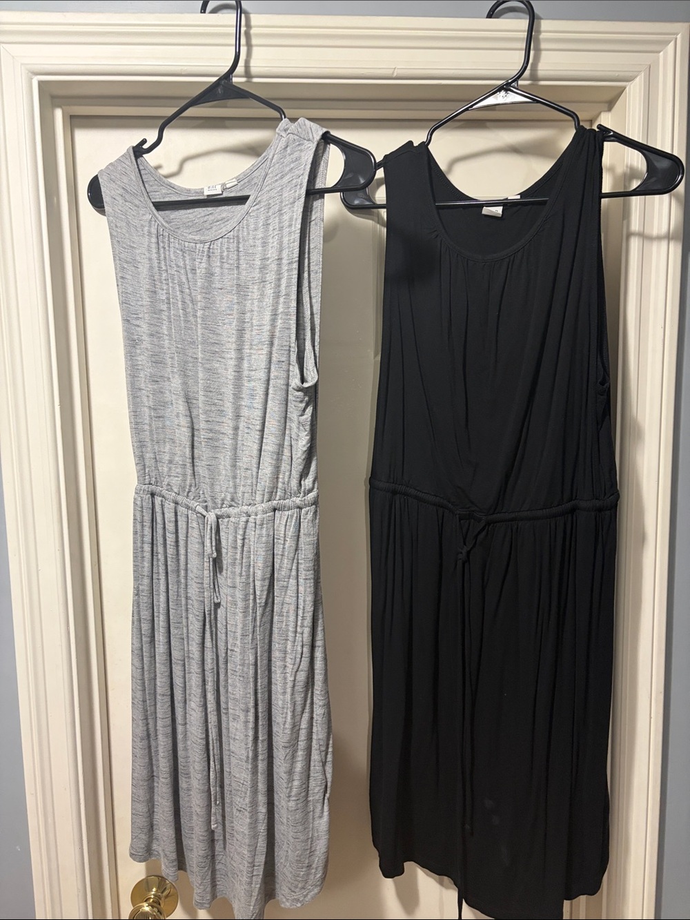 GAP maternity Sleeveless Drawstring Dresses - Black & Light Gray